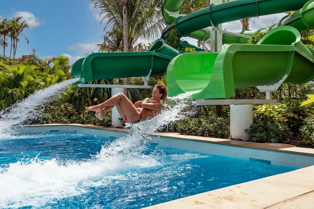 Parques acuáticos y piscinas actividad para verano