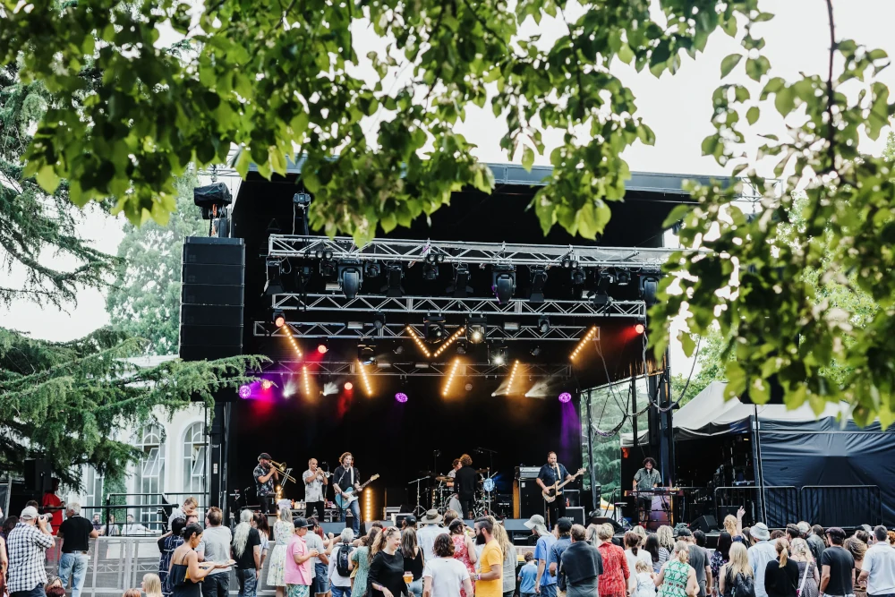 Festivales y eventos al aire libre actividades para el verano